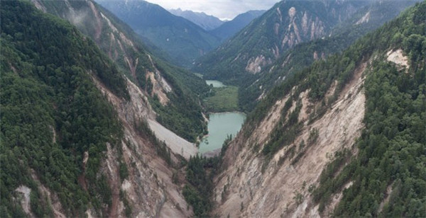 震后援建，如何把神奇的九寨沟建成文旅典范？——基于“8·8”地震灾后邛崃第五批援建九寨沟的实践研究